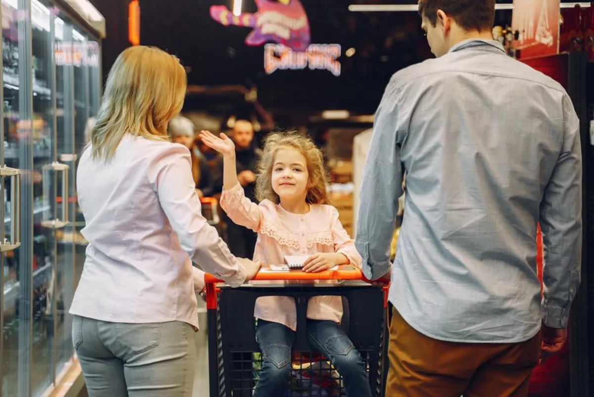 supermarket child